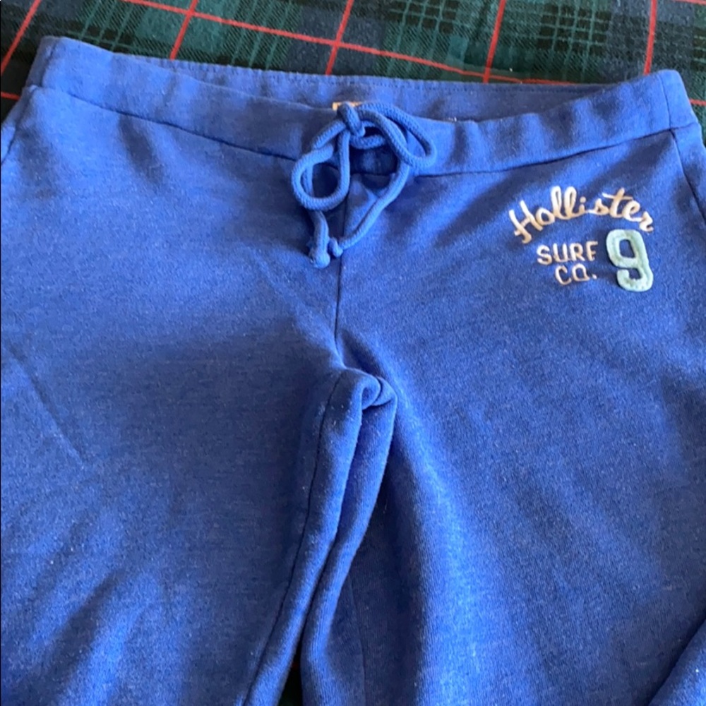 Hollister sweats
